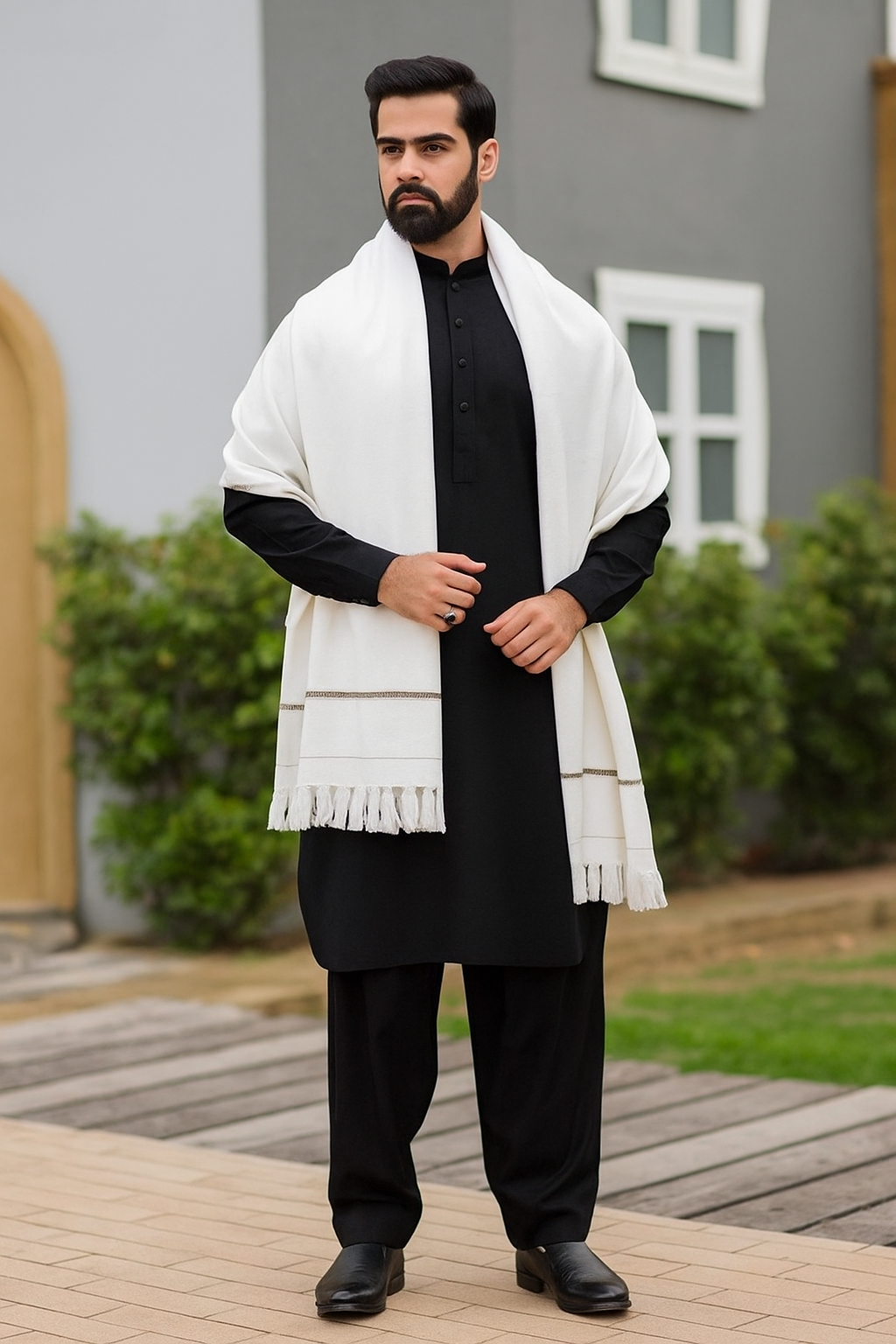 J. GENTS WOOL SHAWL WHITE